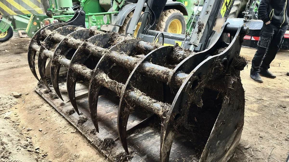 La taille du godet participe également au bon déroulé des chantiers.