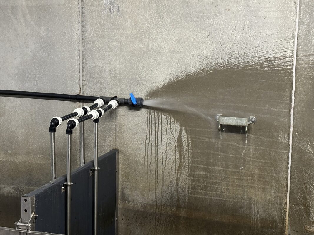 Le circuit d'eau est systématiquement purgé avant l'arrivé des animaux.