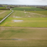 vue aérienne de parcelles agricoles très chargées en eau