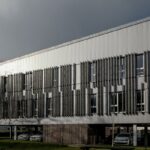 Vue extérieure du nouvel immeuble brestois de la banque en ligne Fortuneo.