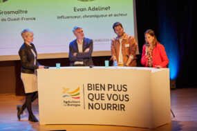 Débat sur la communciation à l'assemblée d'Agriculteurs de Bretagne