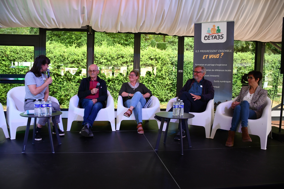 table ronde avec 5 personnes - Illustration Le Ceta a 70 ans et se projette dans l’avenir