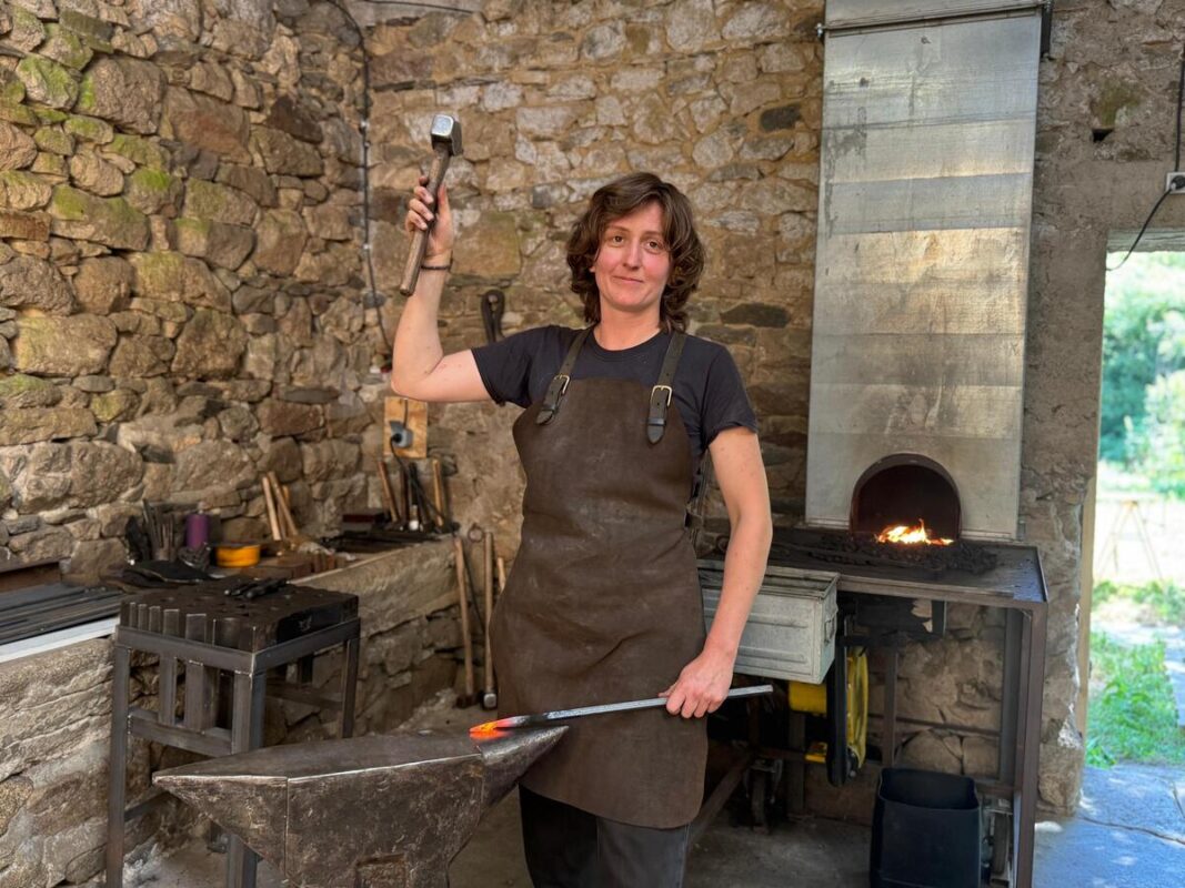 Clara Sobieski dans son atelier.