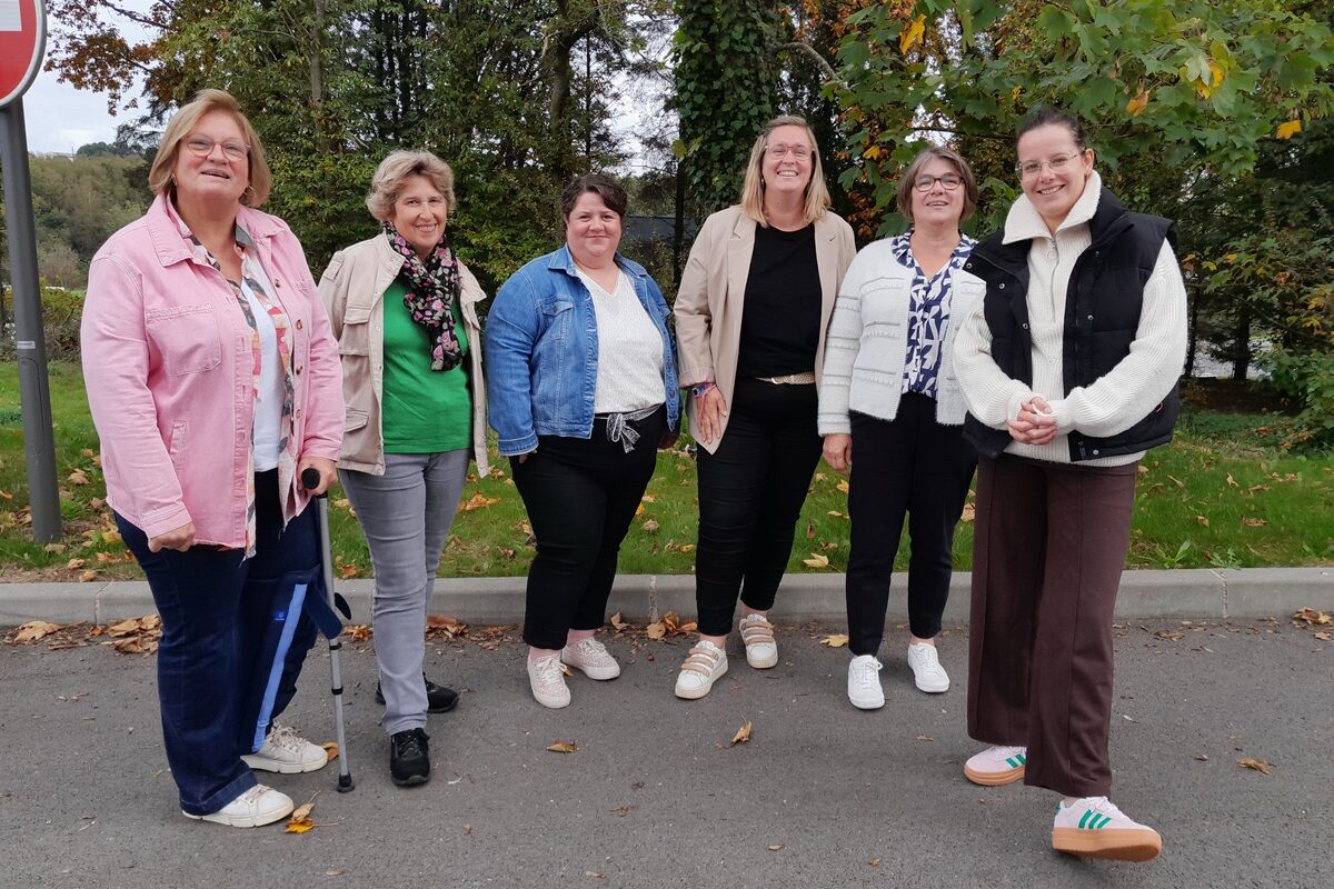 Un groupe de femmes - Illustration Et si on semait du lien ?