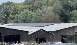 Panneaux solaire sur une étable